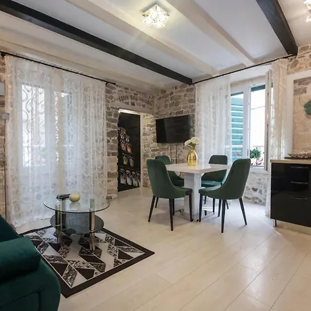 Appartement Stone Split